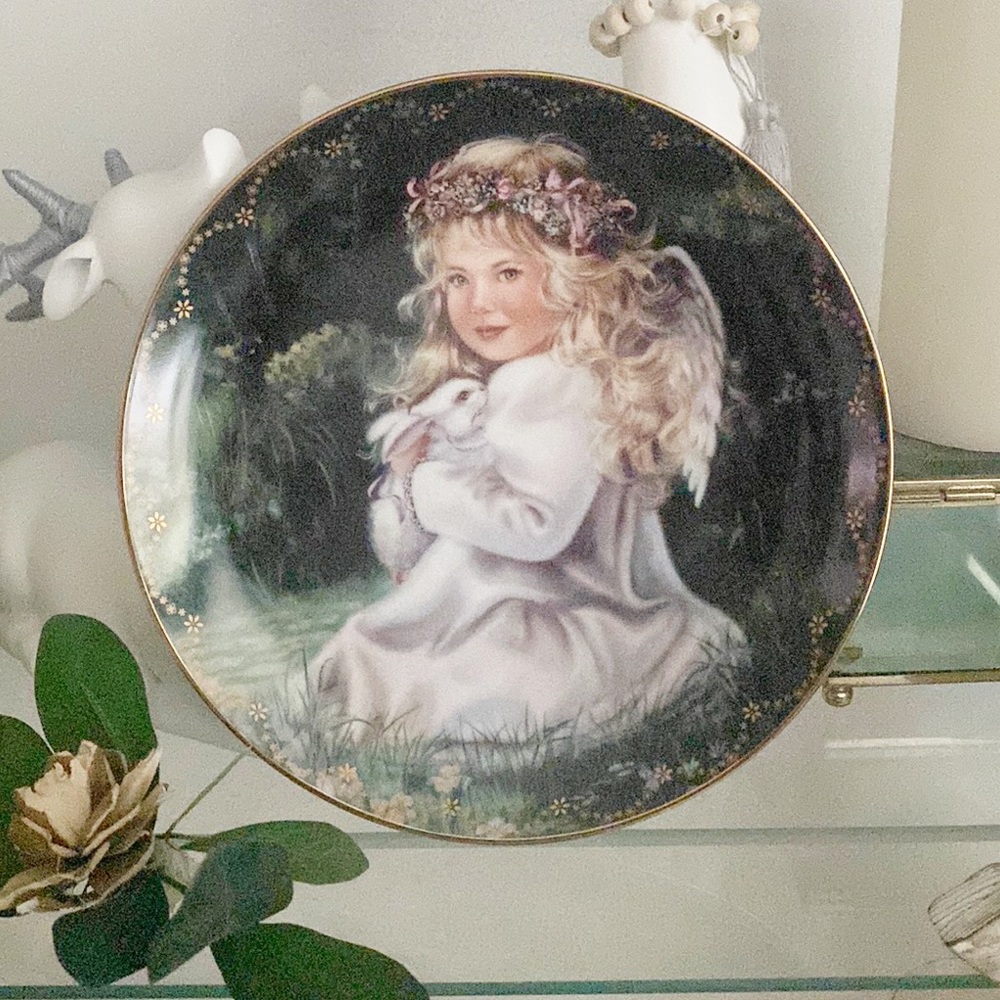 The Bradford Exchange Vintage 1998  “ An Angel’s Love” Collectors Plate EUC #650